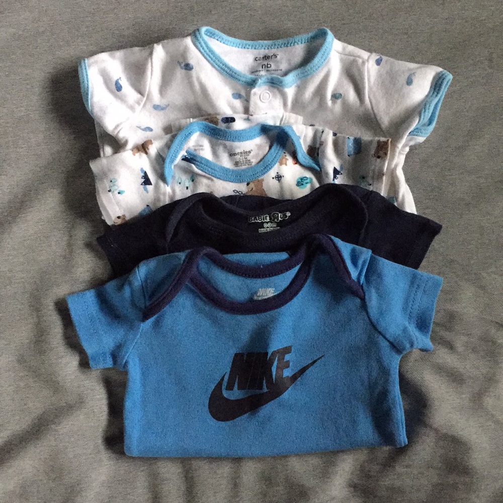 Baby Boy's Onesie Bundle of 4 (multi brand)